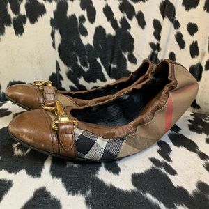 Burberry Flats